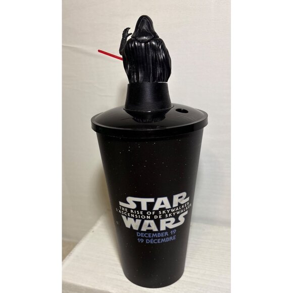 Star Wars The Rise Of Skywalker Collector Cup With Kylo Ren Topper & Lightsaber - Picture 4 of 10